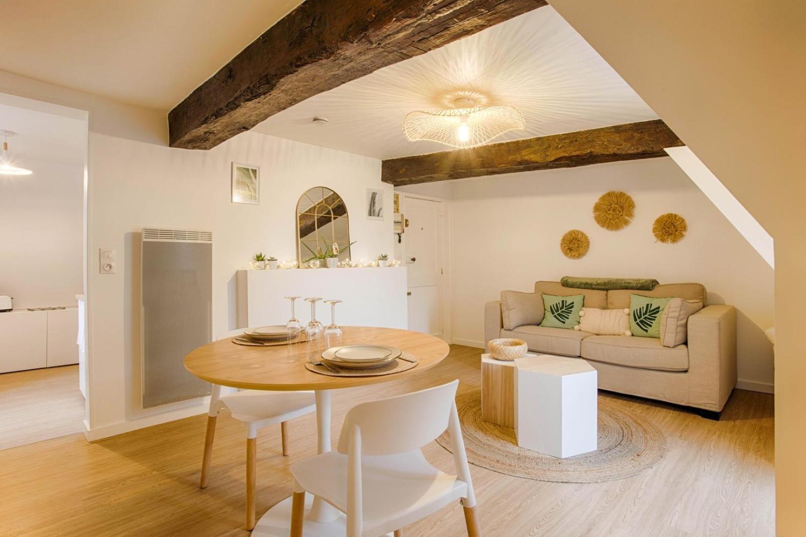 La Casa Amore — Joli Nid Douillet Place St-Sauveur Caen Esterno foto